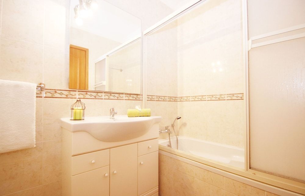 Townhouse Palm Beach Apartment, 5 Bedrooms, Pool Access, Pool View 19