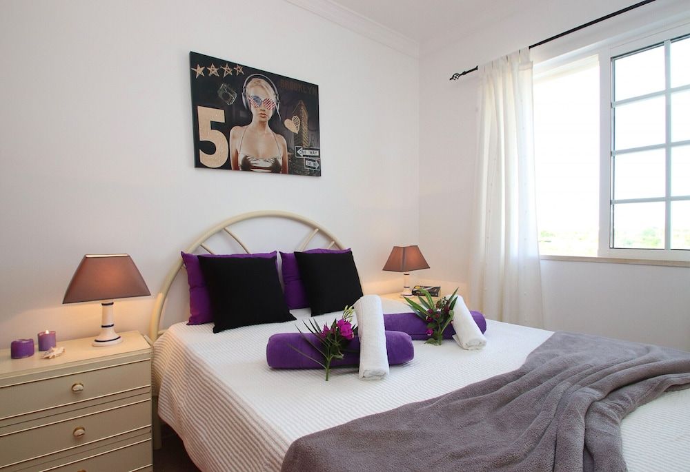 Townhouse Palm Beach Apartment, 5 Bedrooms, Pool Access, Pool View