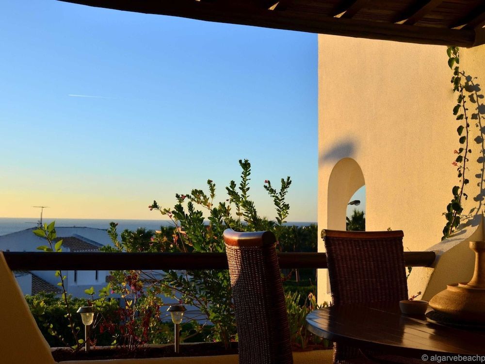 Attractive Apartment in Albufeira With sea View Apartment 9