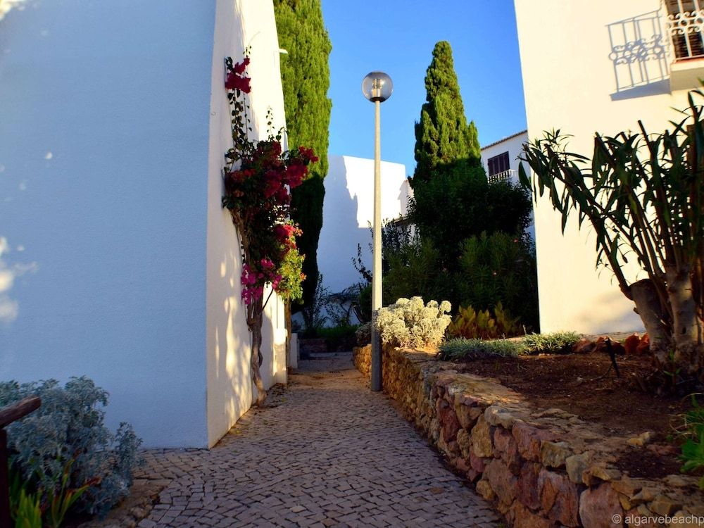 undefined Attractive Apartment in Albufeira With sea View 2