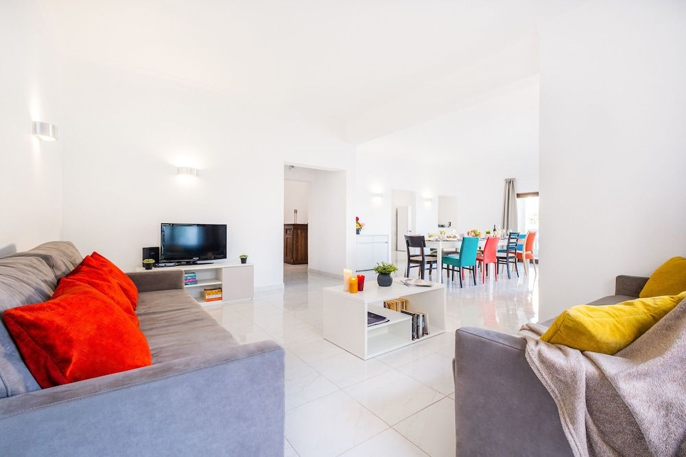 Villa Perola Villa, 6 Bedrooms, Private Pool, Pool View 8