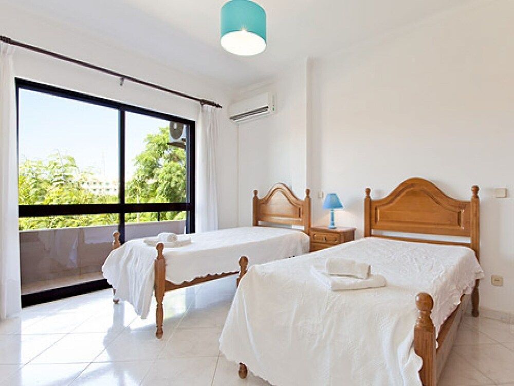 undefined Villa Andre 3 Bedroom Villa With Pool - Walking Distance to Albufeira 7