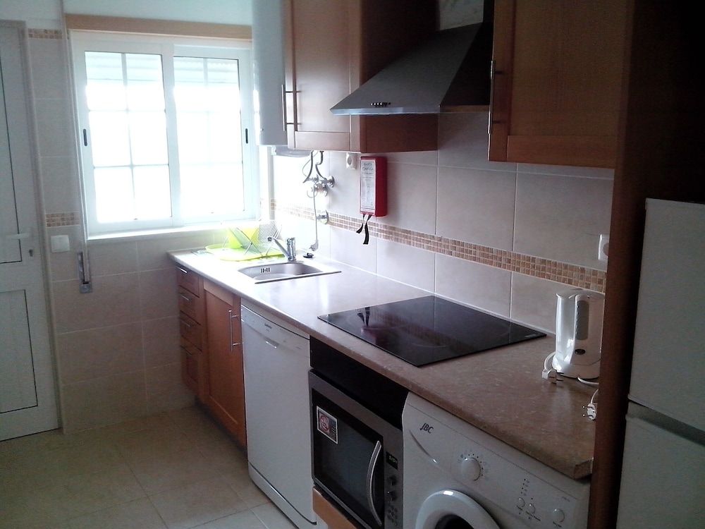 Albufeira 1 Bedroom Apartment 5 min From Falesia Beach and Close to Center! D Apartment, 1 Bedroom, Smoking, Terrace 17