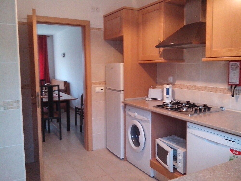 Albufeira 2 Bedroom Apartment 5 min From Falesia Beach and Close to Center! B Apartment, 2 Bedrooms, Smoking, Terrace 13
