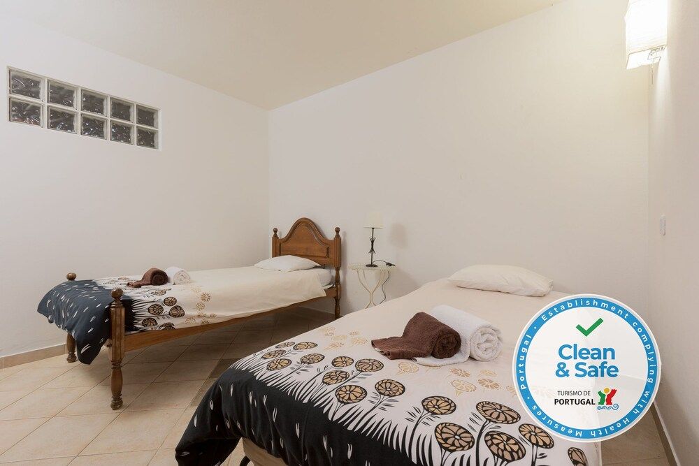 Moradia Ricardo - Gale Beach Villa, 5 Bedrooms, Private Pool, Garden View 5