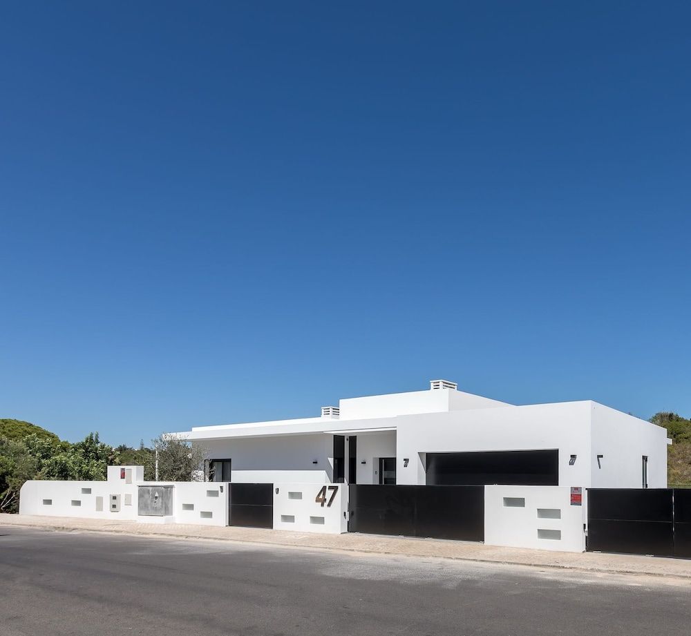 undefined Luxury 47 - Deluxe Villa 2