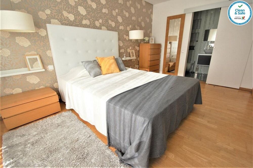 Terrace Private Apartment - Albufeira Deluxe Apartment, 2 Bedrooms, Jetted Tub