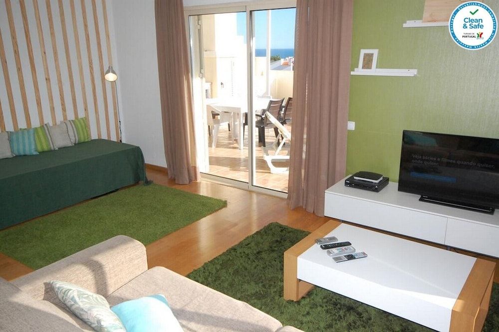 Terrace Private Apartment - Albufeira Deluxe Apartment, 2 Bedrooms, Jetted Tub 10