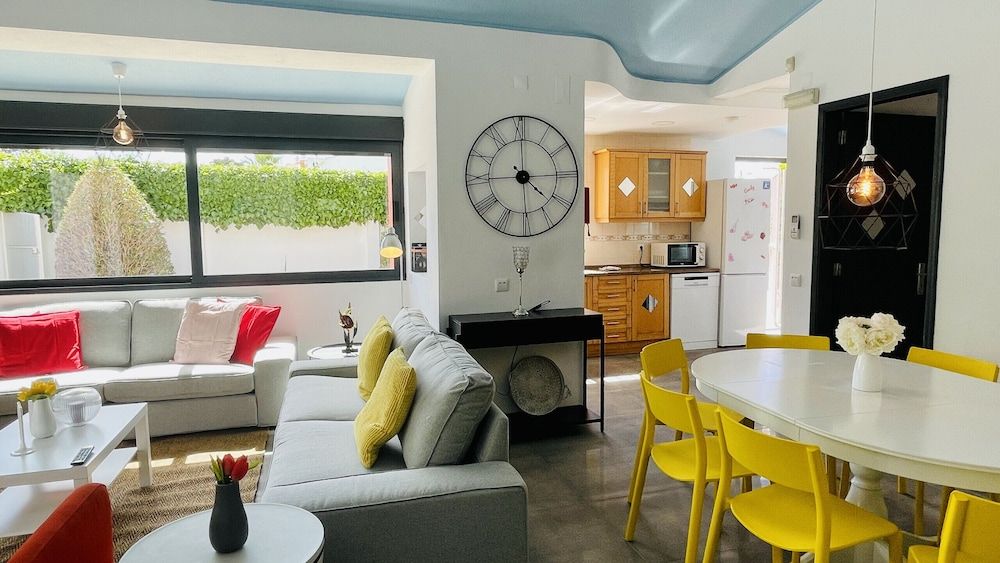 Strip CIP Villa, 4 Bedrooms, Private Pool, Pool View 19