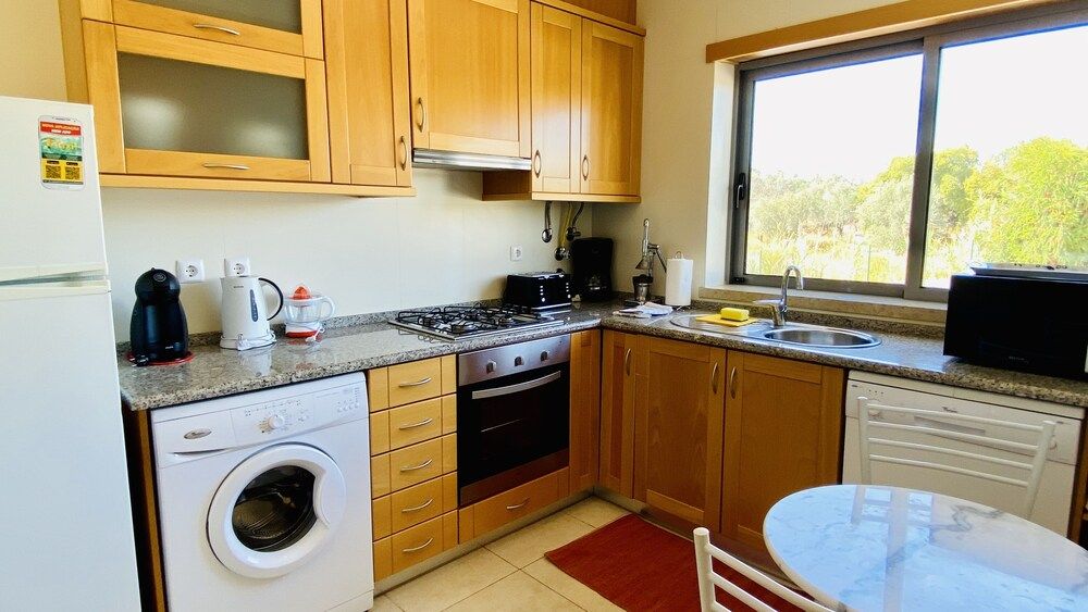 Branca CIP House, 2 Bedrooms, Pool Access, Garden View 3