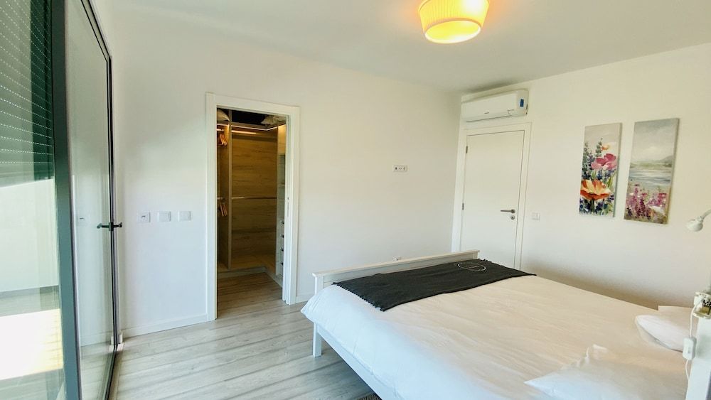 Albuhera CIP Villa, 3 Bedrooms, Private Pool, Pool View 4