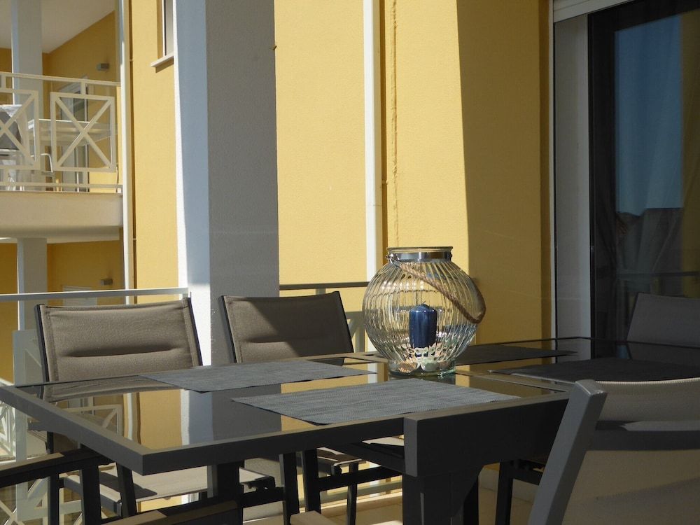 Garden Hill M CIP Apartment, 2 Bedrooms, Pool Access, Pool View 13