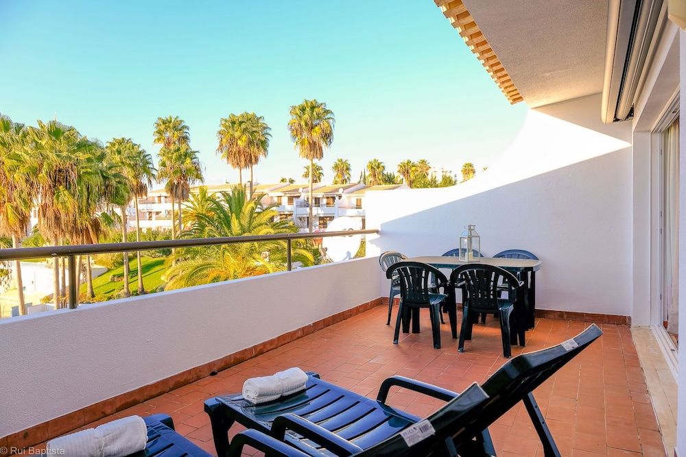 Immaculate 1-bed Apartment in Albufeira Apartment, 1 Queen Bed 11