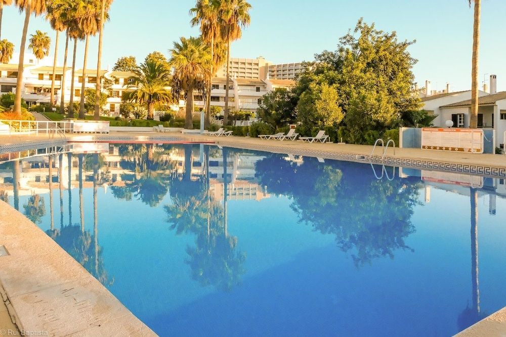 undefined Immaculate 1-bed Apartment in Albufeira 6