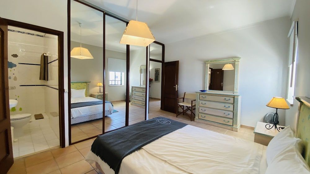 Tangerinne CIP Apartment, 3 Bedrooms, Pool Access, Sea View 4