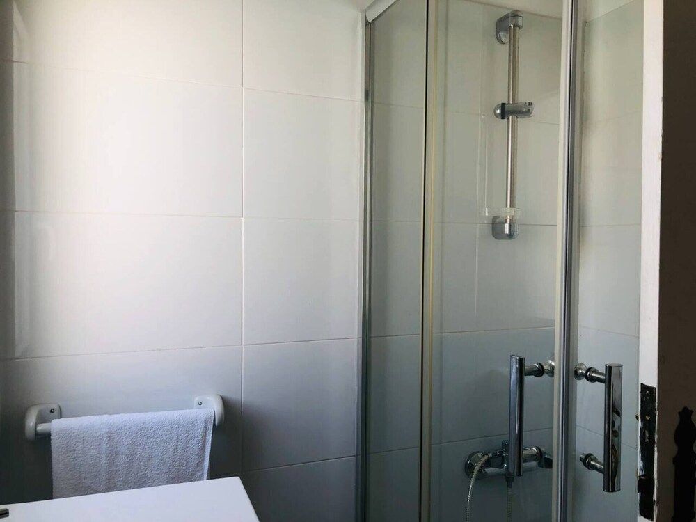 Remarkable 3-bed House in Albufeira House, Multiple Beds 15