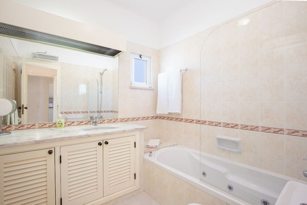 Amazing 2-bedroom Appartment With big Terrace! Apartment 14