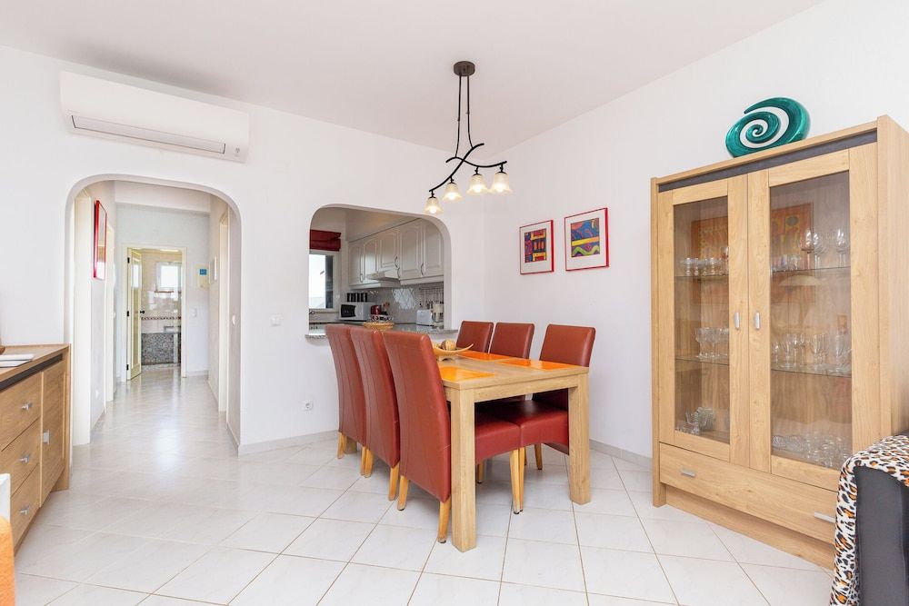 undefined Amazing 2-bedroom Appartment With big Terrace! 5