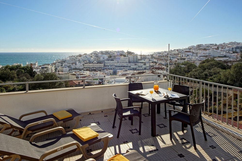 undefined Rooftop Oldtown Residence 7