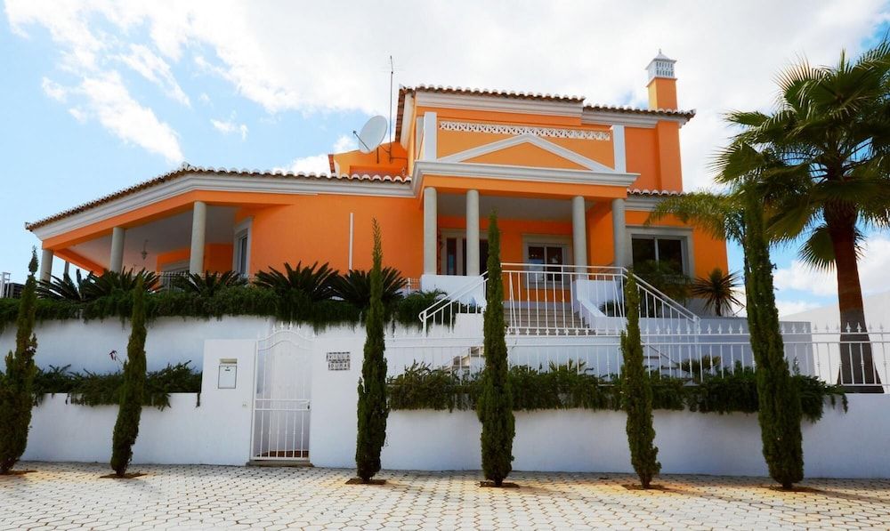 undefined Duma in Albufeira With 4 Bedrooms and 4 Bathrooms 2