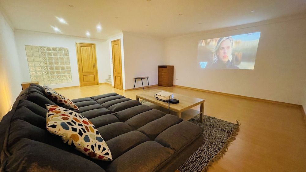 Mosqueira CIP House, 3 Bedrooms, Private Pool, Pool View 8