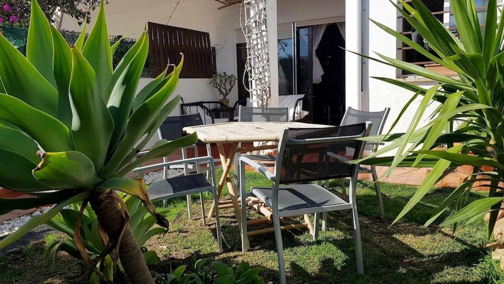 Albufeira Cozy Garden T2 Near the Beach Apartment 18