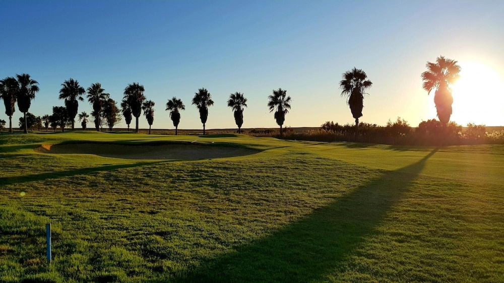 undefined Magnific Studio With a Cozy Garden 5 Minutes to the Beach 7