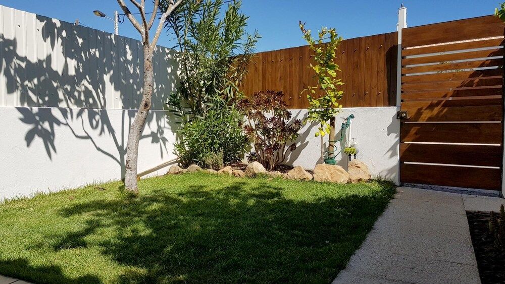 undefined Magnific Studio With a Cozy Garden 5 Minutes to the Beach 4