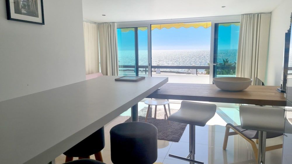 Beach Lovers Apartment 26 Apartment, Smoking 9