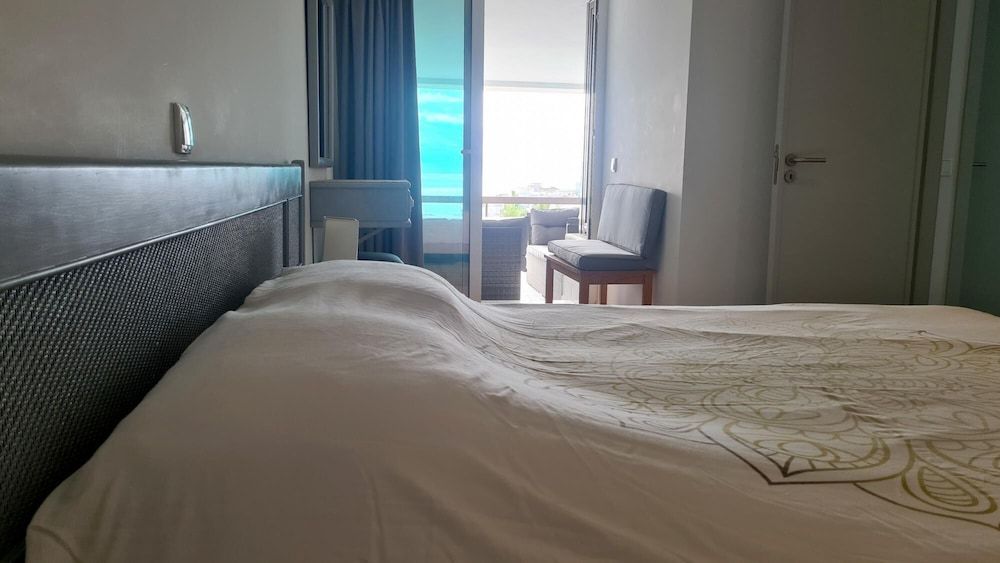 Beach Lovers Apartment 26 Apartment, Smoking 5