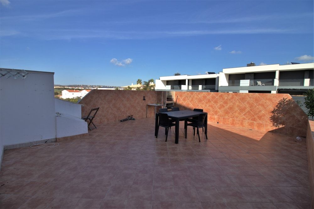 undefined Entire Villa in Albufeira 3