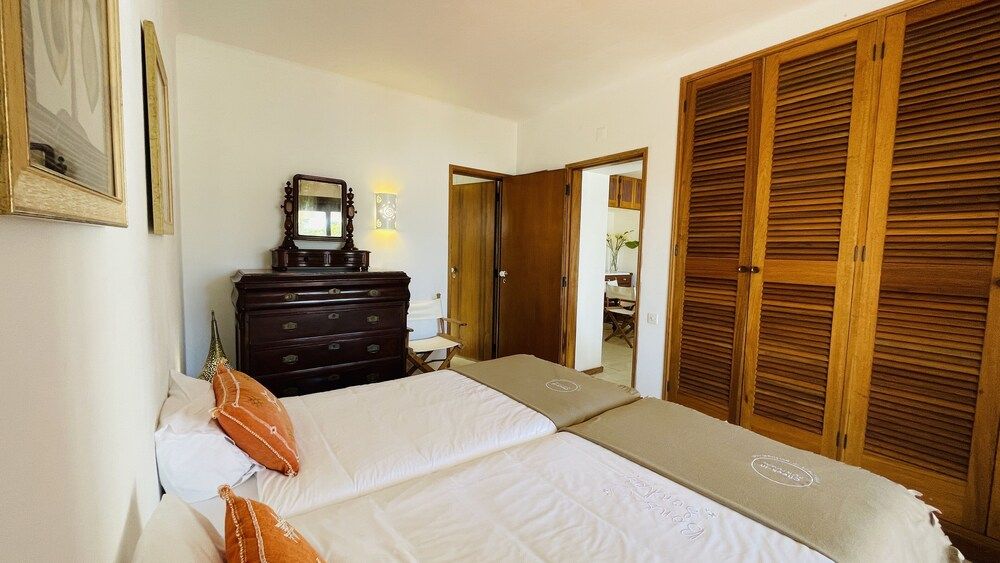 Mar CIP Apartment, 3 Bedrooms, Pool Access, Garden View 5