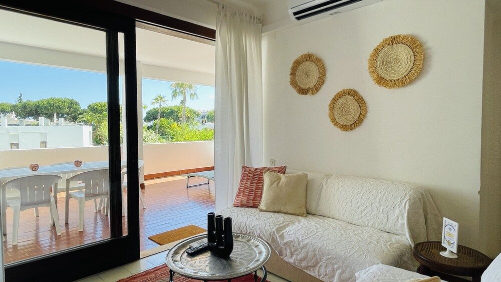 Mar CIP Apartment, 3 Bedrooms, Pool Access, Garden View 11