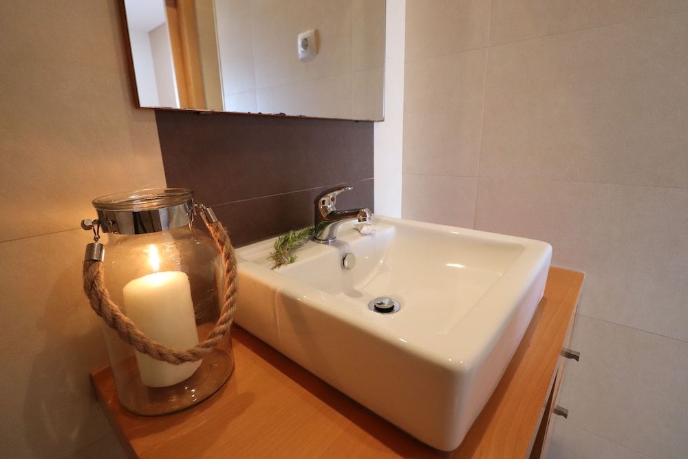 3-bed Townhouse With Pool in Albufeira Balaia House 17