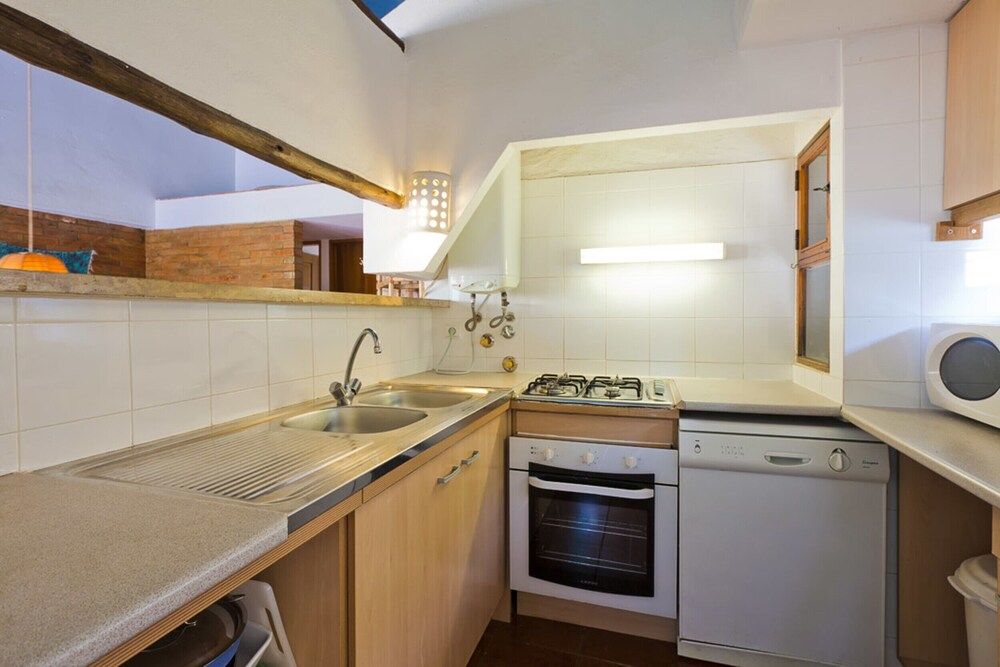 undefined Barbecue and Pool Mystay Algarve 6