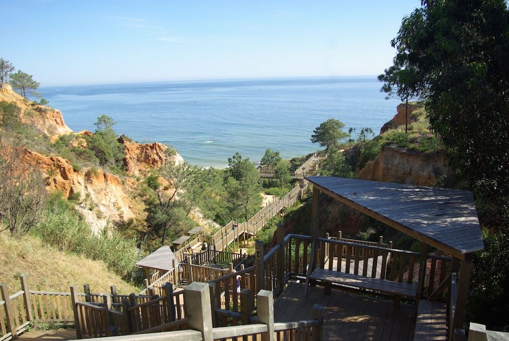 Inviting 2-bed Apartment in Albufeira Apartment 4