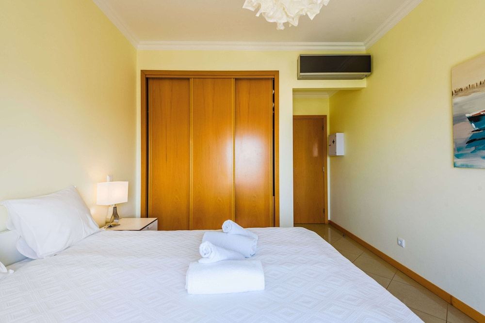 Sea view Apartment with sunbathing Terrace & 2 Swimming pools Romantic Apartment