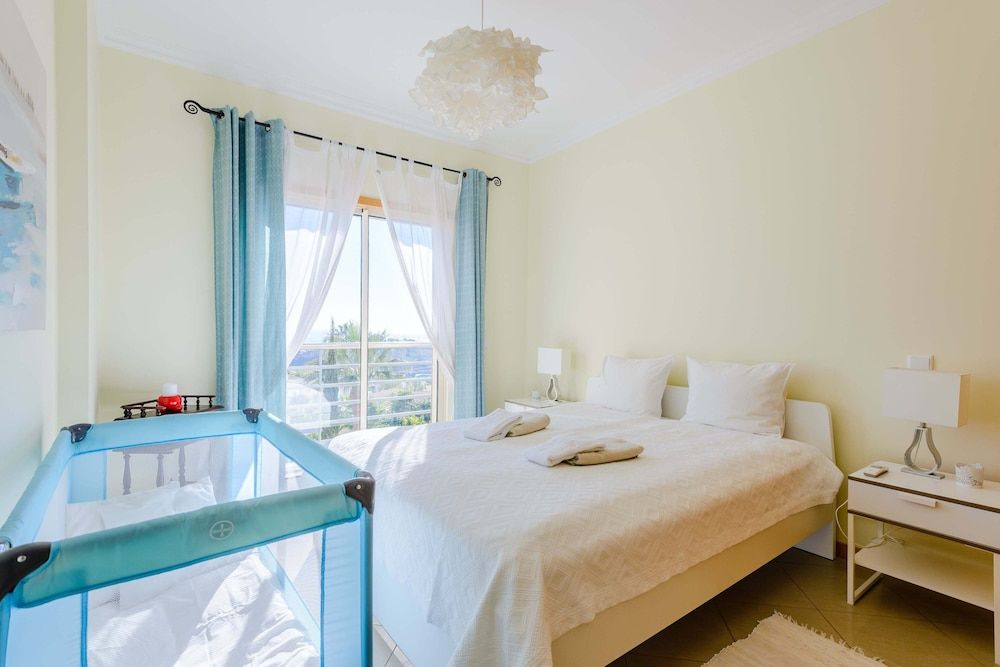 Sea view Apartment with sunbathing Terrace & 2 Swimming pools Romantic Apartment 5