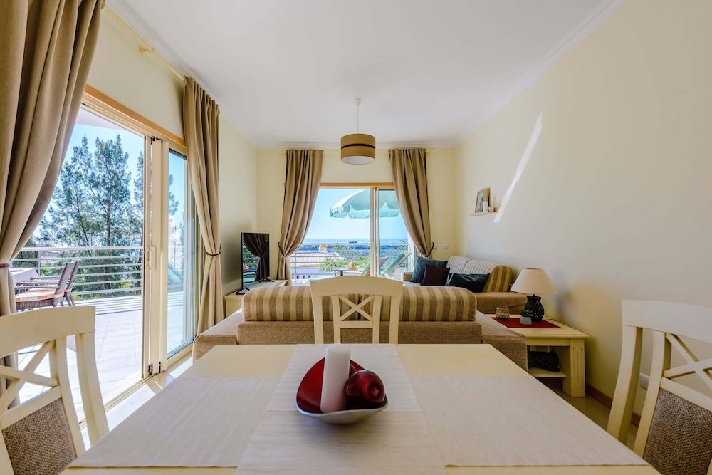 Sea view Apartment with 2 huge Terraces & Swimming pools Deluxe Apartment