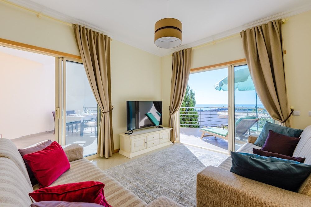 Sea view Apartment with 2 huge Terraces & Swimming pools Deluxe Apartment 20