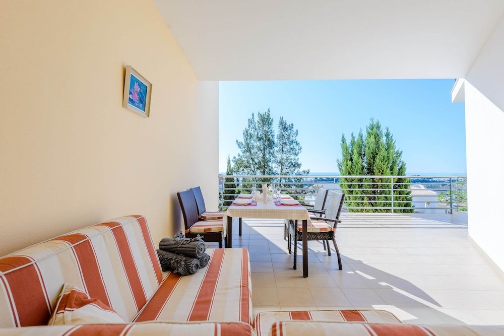 Sea view Apartment with 2 huge Terraces & Swimming pools Deluxe Apartment 11