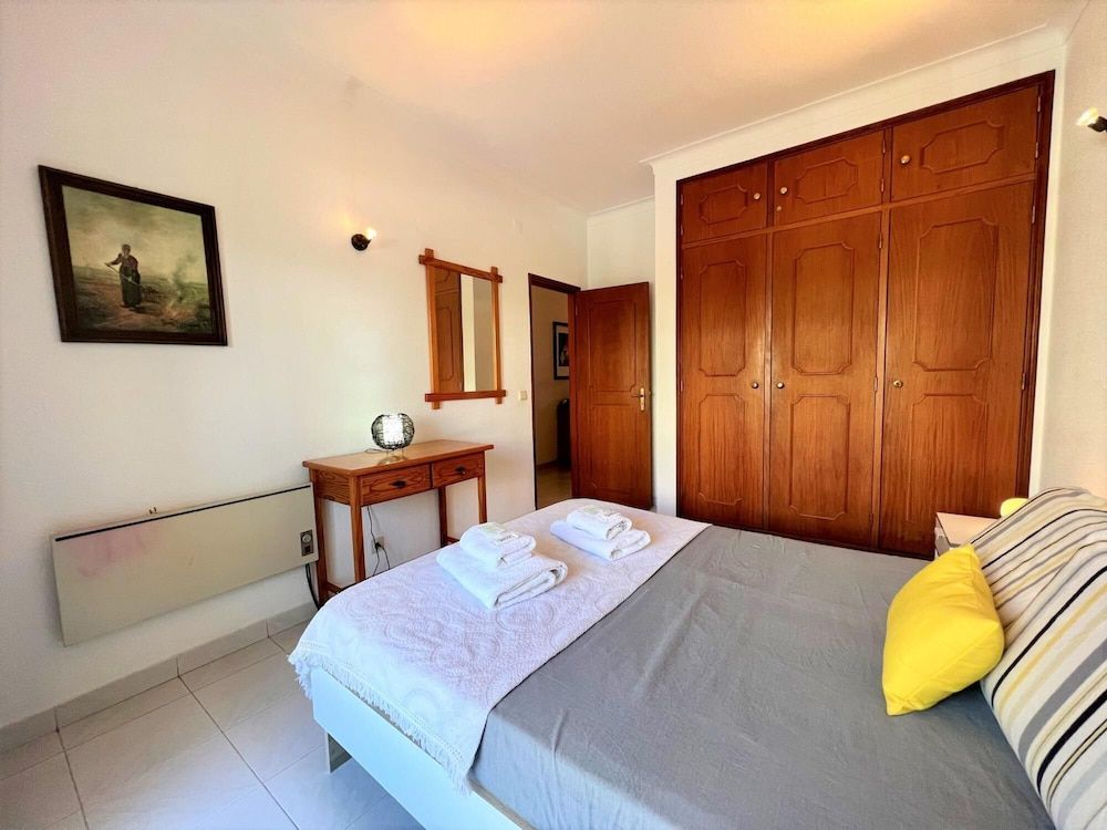 undefined Albufeira Classic 1 With Pool by Homing 7