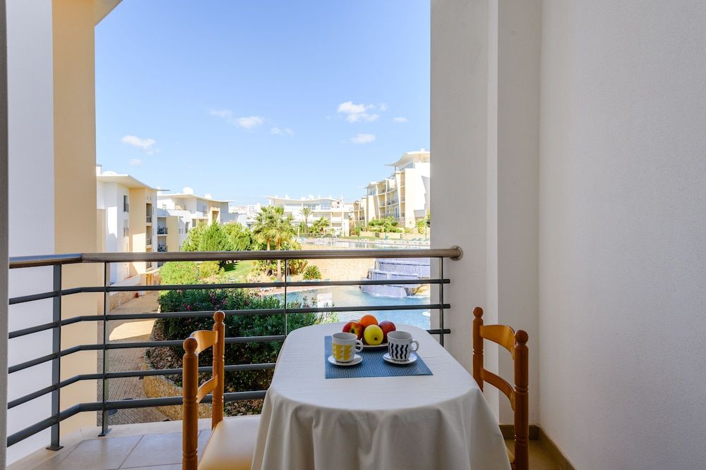 Sea view Apartment with 3 spacious Terraces & 2 Swimming pools Premium Apartment, 1 Bedroom, Non Smoking, Ocean View 15