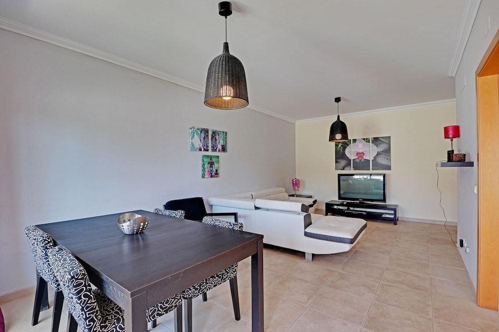 undefined Albufeira Garden Villa With Pool by Homing 9