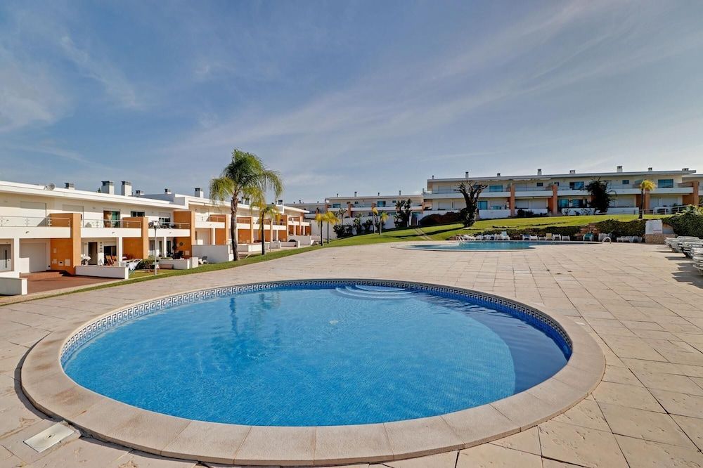 undefined Albufeira Garden Villa With Pool by Homing 2