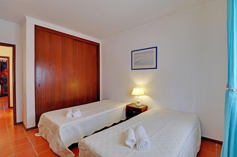 undefined Albufeira Typical With Pool by Homing 4