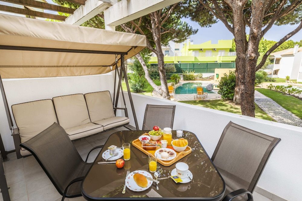 Jardins da Falésia Family Duplex Apartment, 2 Bedrooms, Terrace, Pool View 22