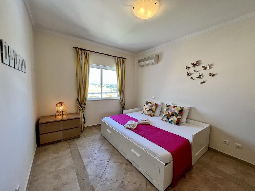 undefined Albufeira Valley 1 With Pool by Homing 7