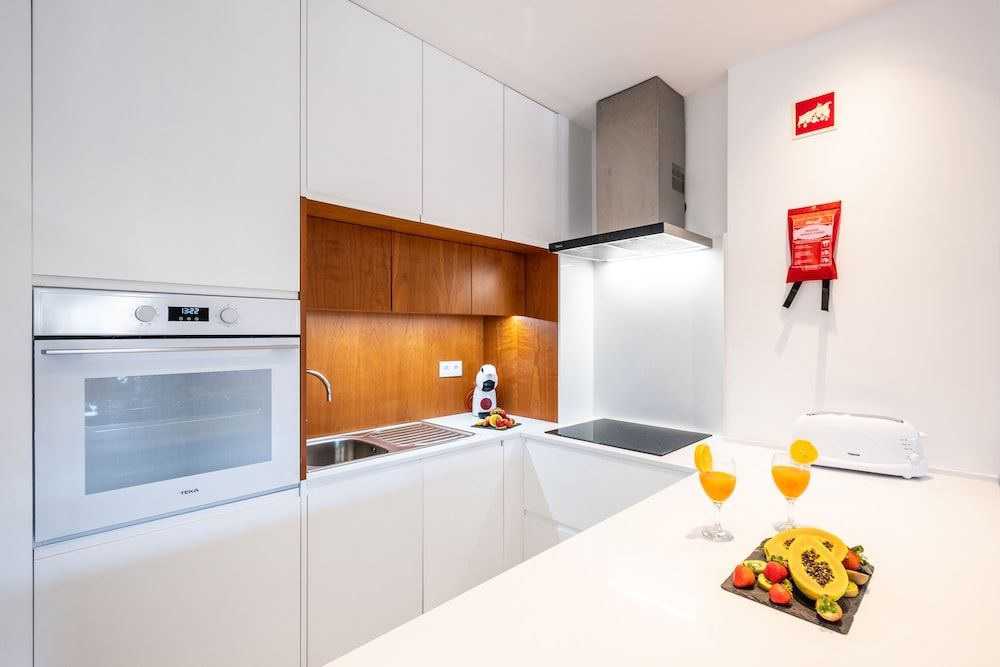 undefined Apartment Melbourne 2 3