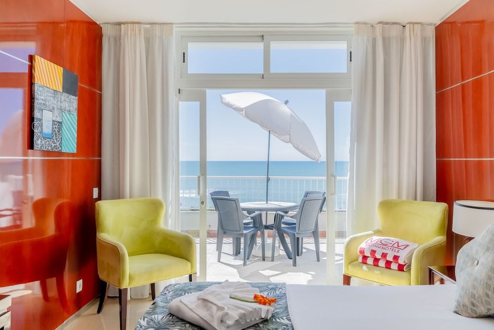 Monicca Collection Suites and Residences Deluxe Junior Suite 2pax 8